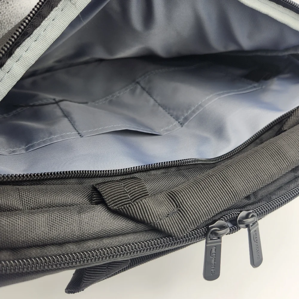 Amazon NEW! Basics 14-Inch Tablet Bag in Black - Never Used!